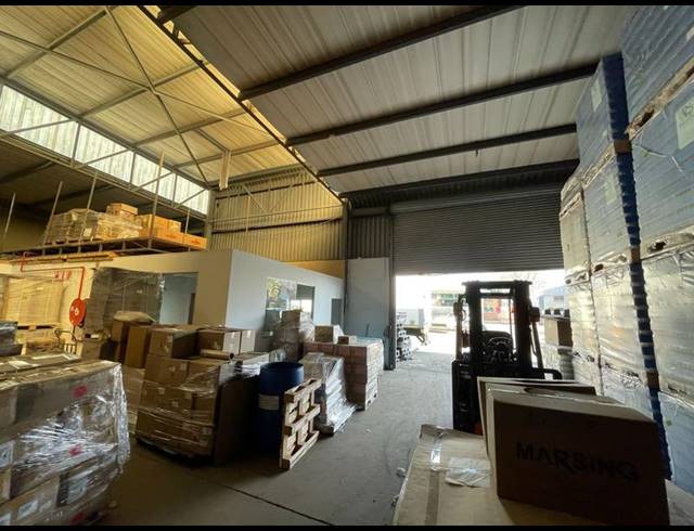 INDUSTRIAL PROPERTY TO RENT IN HENNOPSPARK